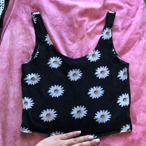 Daisy crop tank